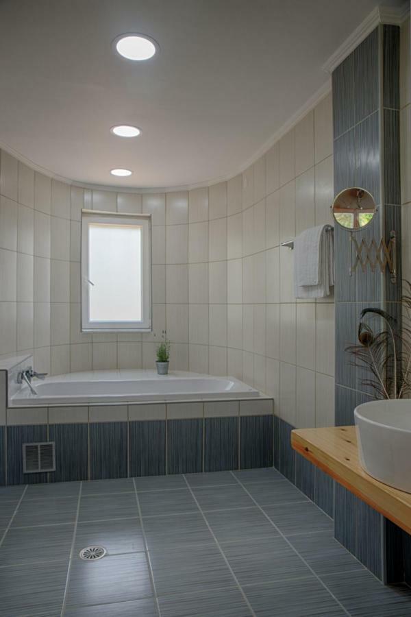 Modern Eco Friendly Villa Close To Town Πέλεκας Εξωτερικό φωτογραφία